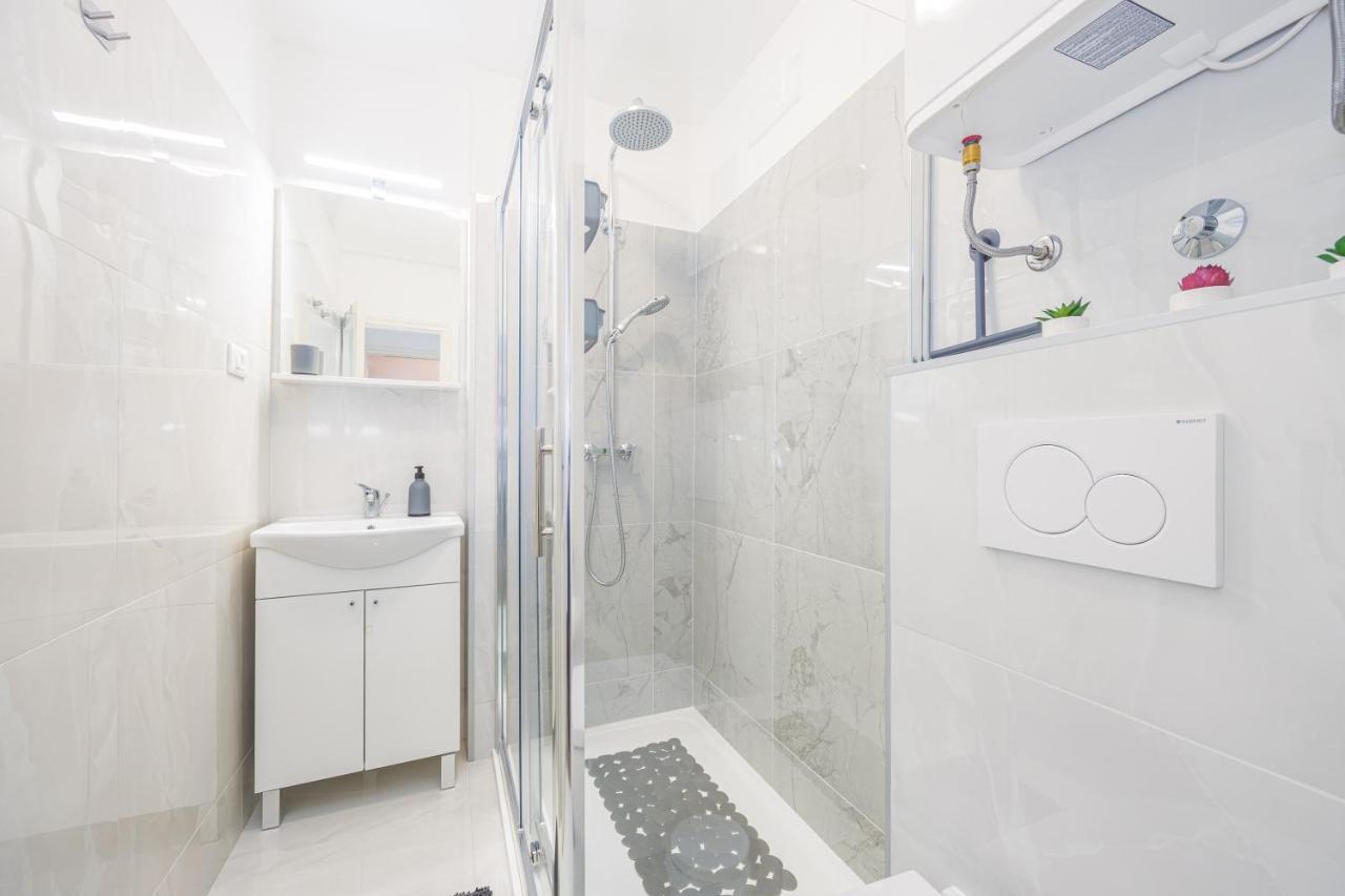 Sunny Apartment Ili Near Amfiteatar بولا المظهر الخارجي الصورة
